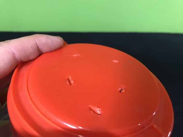 Create an ant farm science experiment - holes in the lid