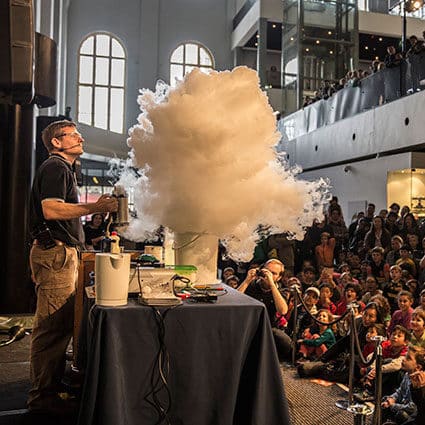 Fizzics Education making a cloud from liquid nitrogen and hot water at MAAS