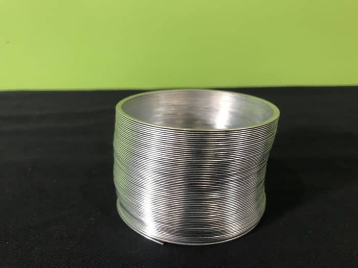 Slinky shake science experiment - metal slinky