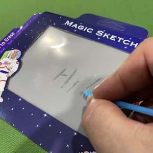 Magnetic sketcher - writing on the sketcher